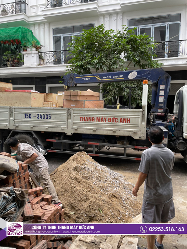 Đức Anh tư vấn lắp đặt thang máy gia đình 350kg với linh kiện máy ziehl abegg và tủ step - Thái Lan